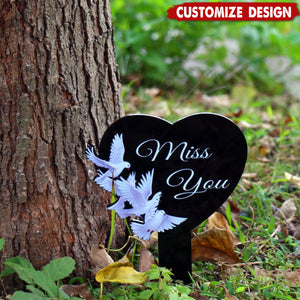 A Loving Tribute for Garden or Cemetery - Personalized Acrylic Eternal Heart Memorial Garden Stake