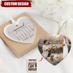 Married Ornament Calendar Gift - Personalized Calendar Ornament Wedding Gift - Custom Wedding Date Anniversary Ornament
