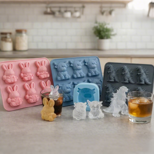 Adorable Highland Cow Silicone Ice Cube Tray - Mini Highland Cow Ice Cube Mold, for Whiskey, Cocktails, Drinks, Perfect Gift for Cow Lovers