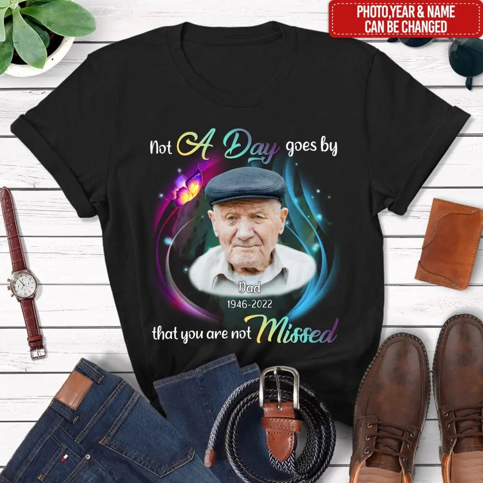 I Believe There Are Angels Among Us - Personalized Memorial T-Shirt