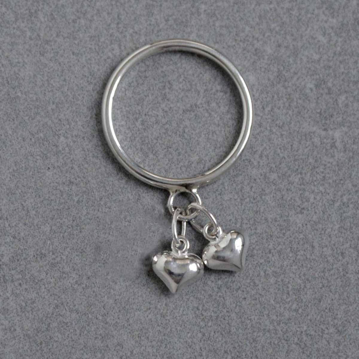 3 Hearts Dangle Charm Ring