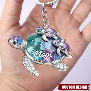 Personalized Grandma-shaped Turtle Keychain - Gift For Mom and Grandma