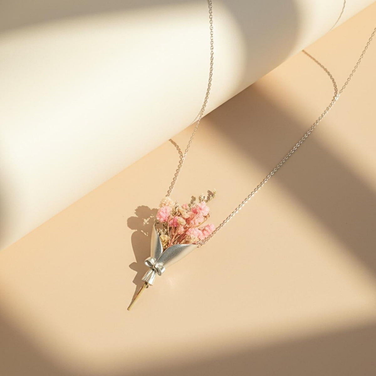 Floral Necklace - Gift For Mom Grandma Wife