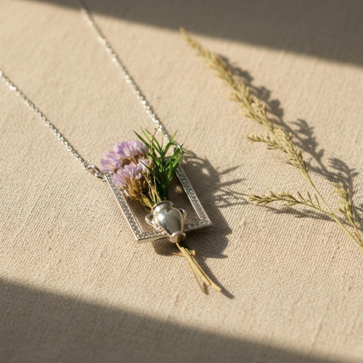 Floral Necklace - Gift For Mom Grandma Wife